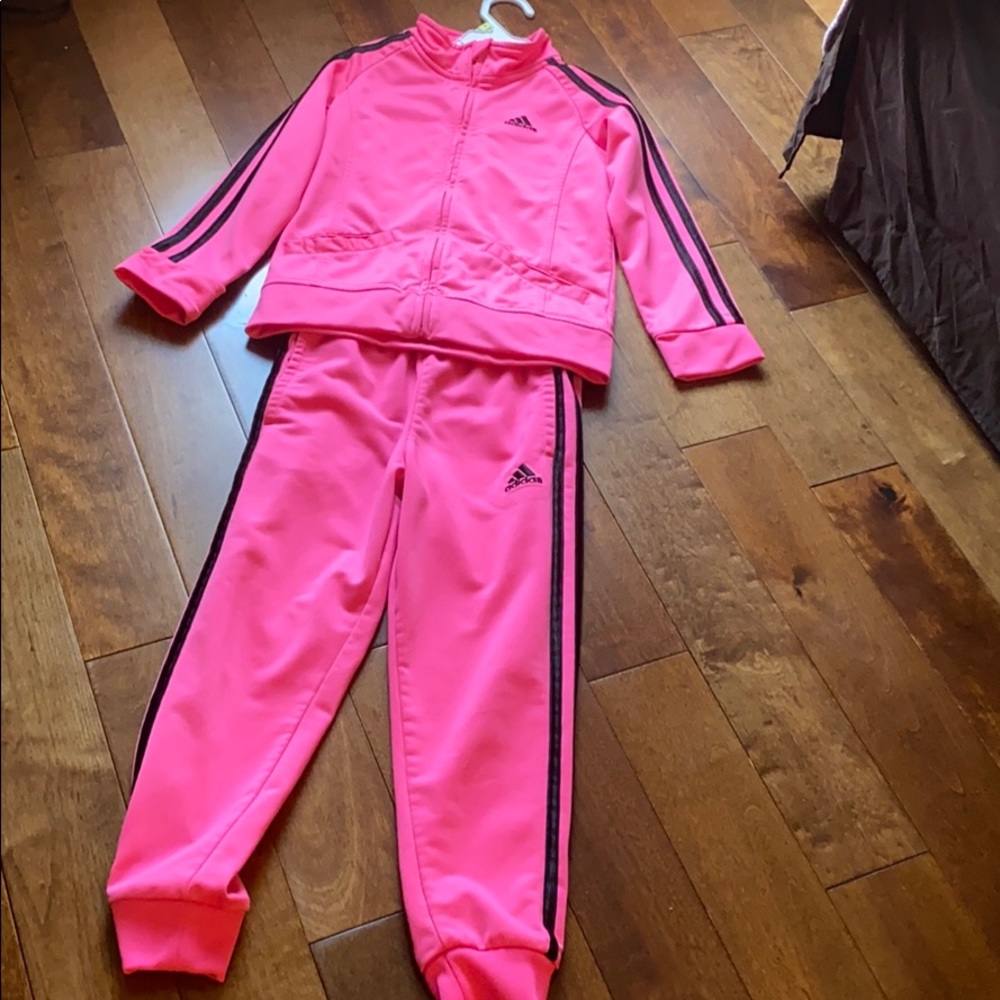 Adidas 6 year old girl set